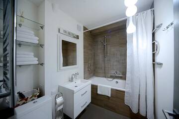Фото номера Апартаменты с 2 спальнями Апартаменты Artol Gorodetskogo apartment г. Киев 22