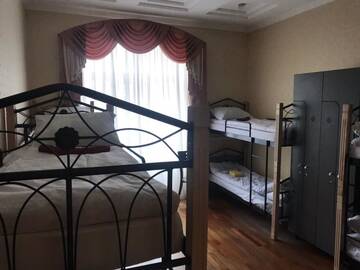 Фото номера Спальное место на двухъярусной кровати в общем номере для мужчин Хостелы A&amp;S Hostel King г. Киев 2