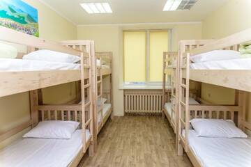 Фото номера Односпальная кровать в общем номере для женщин Хостелы BOTANIC GLOBUS HOSTEL г. Киев 5