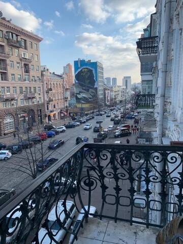 Фото номера Спальное место на двухъярусной кровати в общем номере для мужчин и женщин Хостелы Uneed Compass г. Киев 5