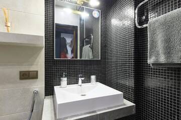 Фото номера Апартаменты Апартаменты VIP 2-bedroom Studio on Luteranska 3 г. Киев 15