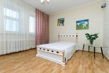 Фото номера Апартаменты Апартаменты 2 bedroom apartment. metro Minska Dream Town г. Киев 17