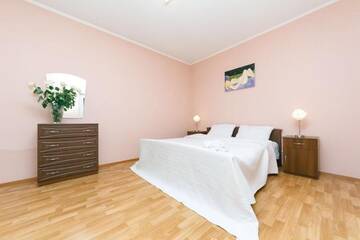 Фото номера Апартаменты Апартаменты 2 bedroom apartment. metro Minska Dream Town г. Киев 9