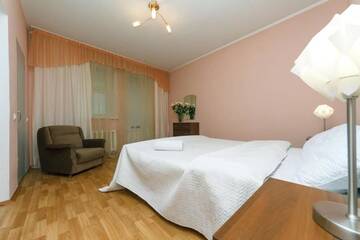 Фото номера Апартаменты Апартаменты 2 bedroom apartment. metro Minska Dream Town г. Киев 33