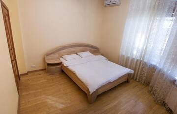 Фото номера Апартаменты с 2 спальнями Апартаменты Two Bedroom Apartment with Jacuzzi &amp; Balcony г. Киев 28