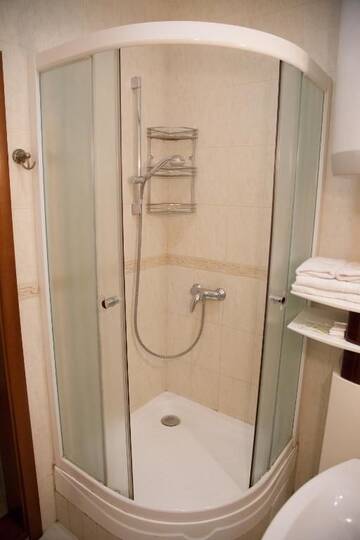 Фото номера Апартаменты с 2 спальнями Апартаменты Two Bedroom Apartment with Jacuzzi &amp; Balcony г. Киев 22