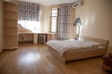 Фото номера Апартаменты с 2 спальнями Апартаменты Two Bedroom Apartment with Jacuzzi &amp; Balcony г. Киев 24