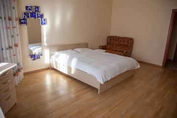 Фото номера Апартаменты с 2 спальнями Апартаменты Two Bedroom Apartment with Jacuzzi &amp; Balcony г. Киев 30