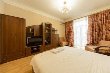 Фото номера Апартаменты с балконом Апартаменты 911 flat Kiev Сenter г. Киев 3
