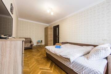 Фото номера Апартаменты с 1 спальней Апартаменты Apartment near Zhitomirskaya metro station, Nikolay Krasnova street г. Киев 38