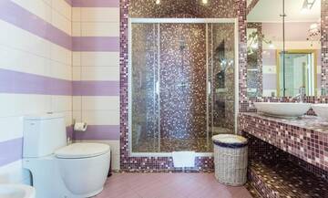 Фото номера Апартаменты с 1 спальней Апартаменты Luxury apartments with breakfast near the railway station,the center,the park г. Киев 32