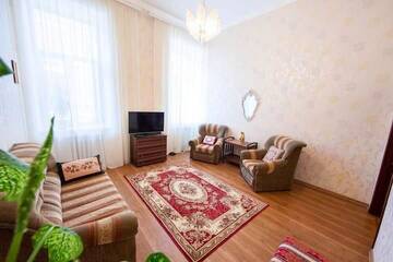 Фото номера Апартаменты с 1 спальней Апартаменты Apartment in Most Historic Upscale Neighborhood г. Киев 8