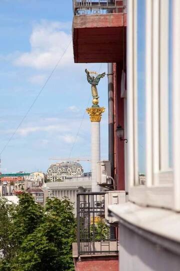 Фото номера Апартаменты с 1 спальней Апартаменты Apartment in Most Historic Upscale Neighborhood г. Киев 16