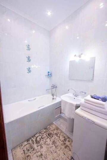 Фото номера Апартаменты с 1 спальней Апартаменты Apartment in Most Historic Upscale Neighborhood г. Киев 26
