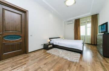 Фото номера Апартаменты с 1 спальней Апартаменты VIP in a new building near Khreshchatyk г. Киев 37