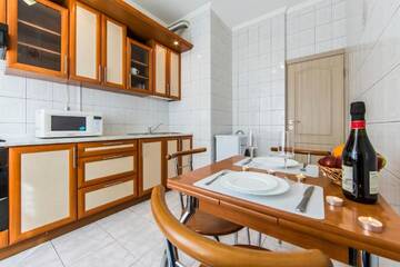 Фото номера Апартаменты с 1 спальней Апартаменты Cozy 2-room apartment near Khreschatyk and Golden Gate г. Киев 15