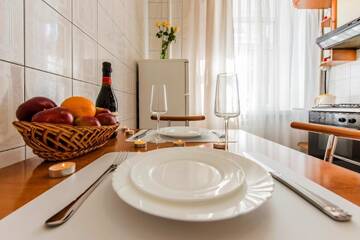 Фото номера Апартаменты с 1 спальней Апартаменты Cozy 2-room apartment near Khreschatyk and Golden Gate г. Киев 13
