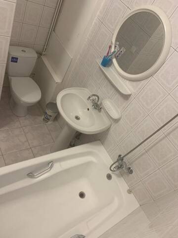 Фото номера Апартаменты с 1 спальней Апартаменты Cozy 2-room apartment near Khreschatyk and Golden Gate г. Киев 26