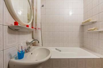 Фото номера Апартаменты с 1 спальней Апартаменты Cozy 2-room apartment near Khreschatyk and Golden Gate г. Киев 27