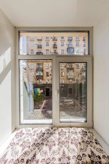 Фото номера Апартаменты с 1 спальней Апартаменты Cozy 2-room apartment near Khreschatyk and Golden Gate г. Киев 24