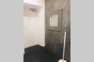 Фото номера Номер-студио с кроватью размера &quot;king-size&quot; и диван-кроватью Апартаменты Эксклюзивная квартира на Крещатике г. Киев 49