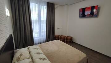 Фото номера Апартаменты с 1 спальней Апартаменты Rybalsky Studio Apartment Podil - Dnipro View г. Киев 15