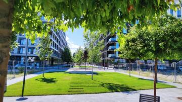 Фото номера Апартаменты с 1 спальней Апартаменты Rybalsky Studio Apartment Podil - Dnipro View г. Киев 7