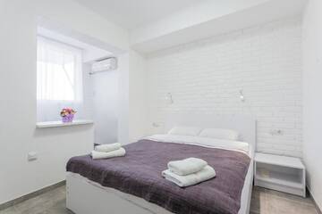 Фото номера Двухместный номер с 1 кроватью Отель SkyHome na Nauky г. Киев 8