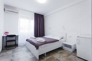 Фото номера Люкс Отель SkyHome na Nauky г. Киев 2