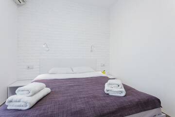 Фото номера Двухместный номер с 1 кроватью Отель SkyHome na Nauky г. Киев 3