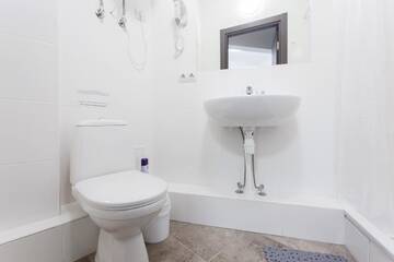 Фото номера Бюджетный двухместный номер с 1 кроватью (без окна) Отель SkyHome na Nauky г. Киев 5