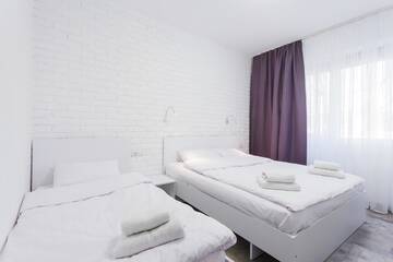 Фото номера Семейный номер-студио Отель SkyHome na Nauky г. Киев 5