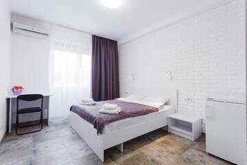 Фото номера Люкс Отель SkyHome na Nauky г. Киев 3