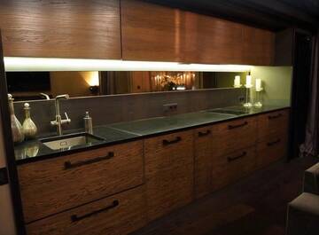Фото номера Апартаменты с 2 спальнями Апартаменты the ARMANI Loft -In City Center г. Киев 11