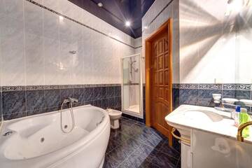 Фото номера Апартаменты с 2 спальнями Апартаменты Three rooms apartments near Kiev Planetarium! г. Киев 28