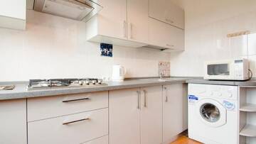 Фото номера Апартаменты с 1 спальней Апартаменты LUX 1+1 Apartment near Gulliver Mall г. Киев 17