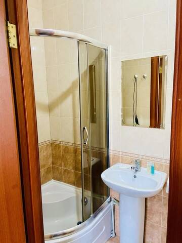 Фото номера Кровать в общем номере для мужчин с 4 кроватями Хостелы My Home Nivki City Hostel г. Киев 4