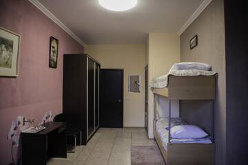 Фото номера Четырехместный номер Хостелы My Home Nivki City Hostel г. Киев 5