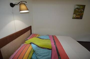 Фото номера Апартаменты-студио Апартаменты Charming quiet studio near the river г. Киев 25