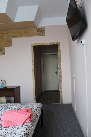 Фото номера Двухместный номер с 1 кроватью и балконом Хостелы UKRHOUSING г. Киев 4