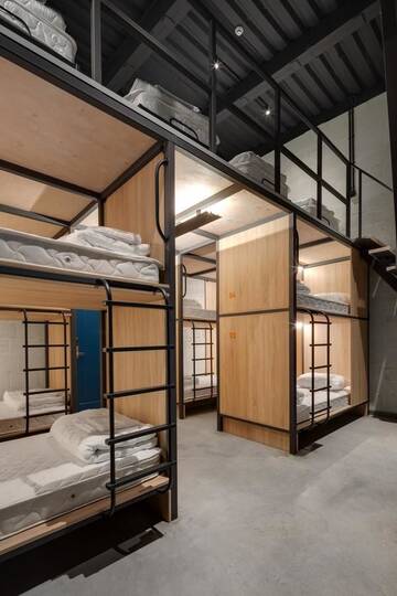 Фото номера Кровать в общем 12-местном номере Хостелы A-HOSTEL г. Киев 2
