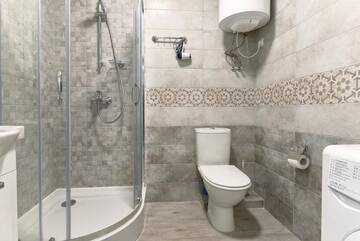 Фото номера Апартаменты с 1 спальней Апартаменты Apartment with white bedroom KPI, Ohmatdet г. Киев 47