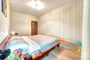 Фото номера Апартаменты с 2 спальнями Апартаменты Three-room Apartments in the French Quarter г. Киев 19