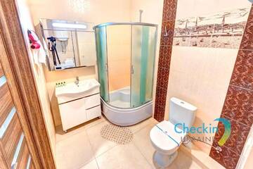 Фото номера Апартаменты с 2 спальнями Апартаменты Three-room Apartments in the French Quarter г. Киев 17