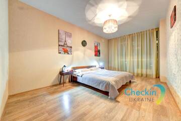 Фото номера Апартаменты с 2 спальнями Апартаменты Three-room Apartments in the French Quarter г. Киев 24