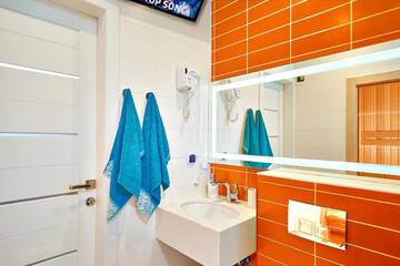 Фото номера Апартаменты с 1 спальней Апартаменты Big Jacuzzi , Sauna , Khreshchatyk apartments г. Киев 55