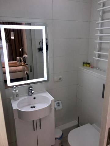 Фото номера Апартаменты-студио Апартаменты Delux Smart Apartments Liverpool г. Киев 40