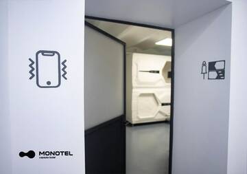 Фото номера Отдельный номер-капсула для женщин Капсульные отели Monotel Khreshchatyk г. Киев 21