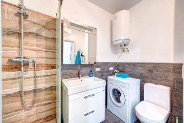 Фото номера Апартаменты с 1 спальней Апартаменты Apartments near Kiev Botanical Garden ym.Hryshka г. Киев 11