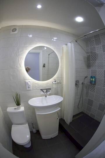 Фото номера Апартаменты с 1 спальней Апартаменты Superb Studio near airport Kiev (Zhuliany) г. Киев 18